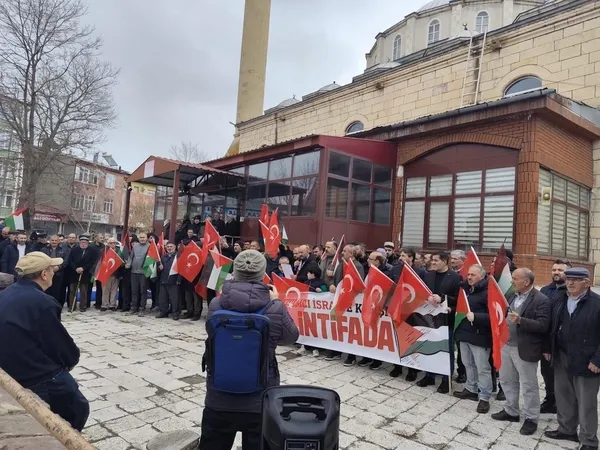 ardahanda-israilin-idam-yasasi-protesto-edildi-1775330095795.jpg