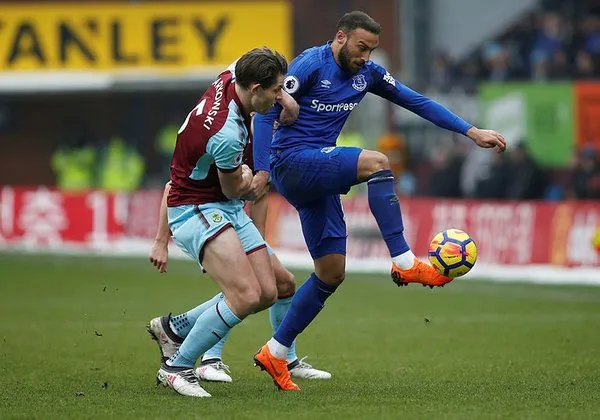 Cenk Tosun Premier Lig'de ilk golünü attı