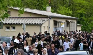 Fransa’daki Müslümanlar kendilerini terk edilmiş hissediyor