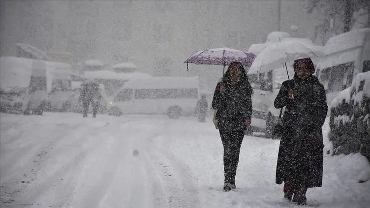 Meteoroloji’den uyarı! İstanbul’a kar geliyor mu? La Nina kışı etkisi