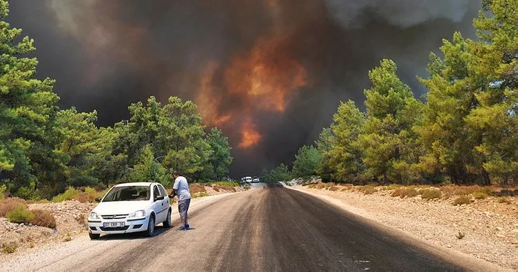 SON DAKİKA: Antalya Manavgat’ta korkutan yangın! Antalya’daki yangında son durum ne?