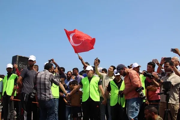Mavi Marmara anısına denize açılan o filo kuşatıldı!