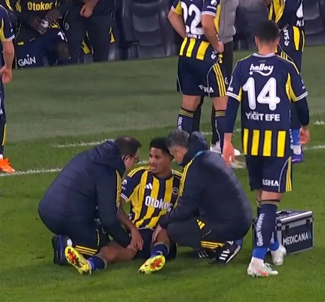 fenerbahce-firsat-tepti-kanarya-evinde-kasimpasa-ile-yenisemedi-1771872694681.jpg