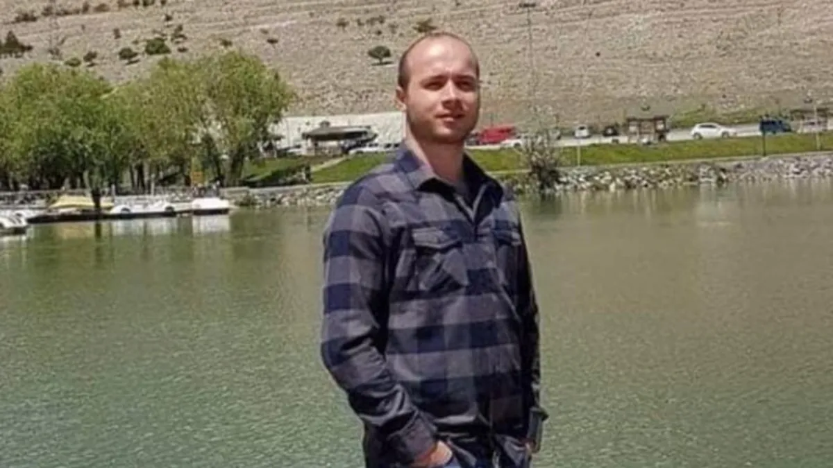 Esenler’de park yeri cinayeti! Babasını döveni bıçakla öldürdü Esenler’de park yeri cinayeti! Babasını döveni bıçakla öldürdü