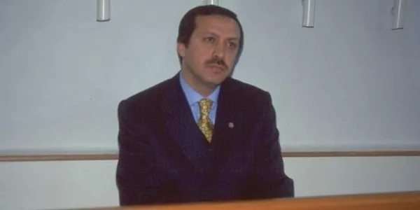 Cumhurbaşkanı Recep Tayyip Erdoğan'ın yaşamı ve siyasi kariyeri