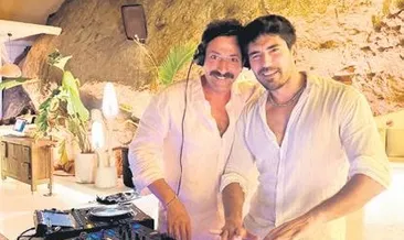 DJ kabininde buluştular