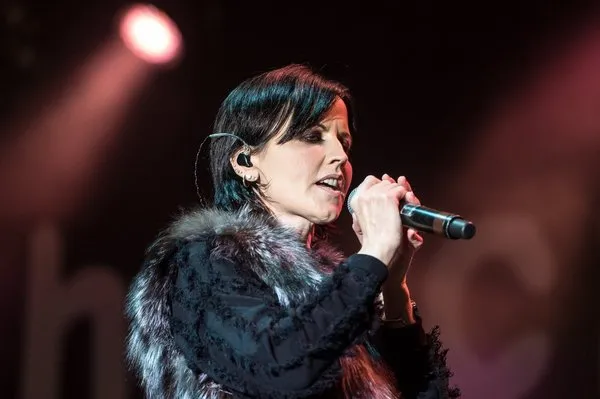 Cranberries'in solisti Dolores O'Riordan yaşamını yitirdi