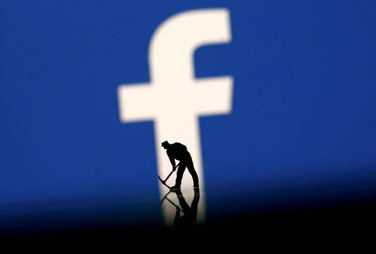 Facebook hesaplarını teker teker kapatıyorlar