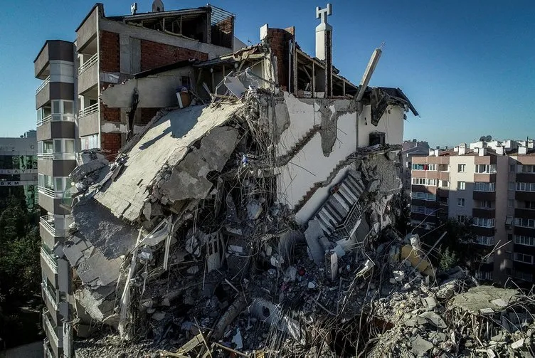 Kartal’da çöken binadan 45 saat sonra çıkarılmıştı! İzmir depreminden sonra bunları söyledi