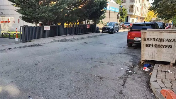 bayrampasada-esine-urun-satmaya-calisan-kasabi-bicakla-oldurdu-1792600271794.jpg