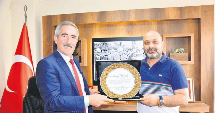 Çiçek israf değil sevgidir