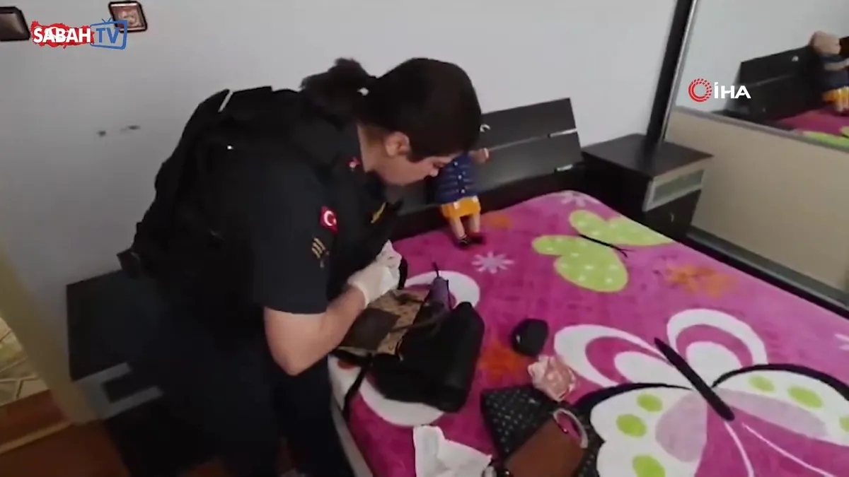 Yozgat’ta merkezli tefecilik operasyonu: 6 gözaltı | Video videosunu izle Yozgat’ta merkezli tefecilik operasyonu: 6 gözaltı | Video videosunu izle