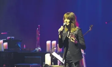 İstanbul’da Carla Bruni rüzgârı esti