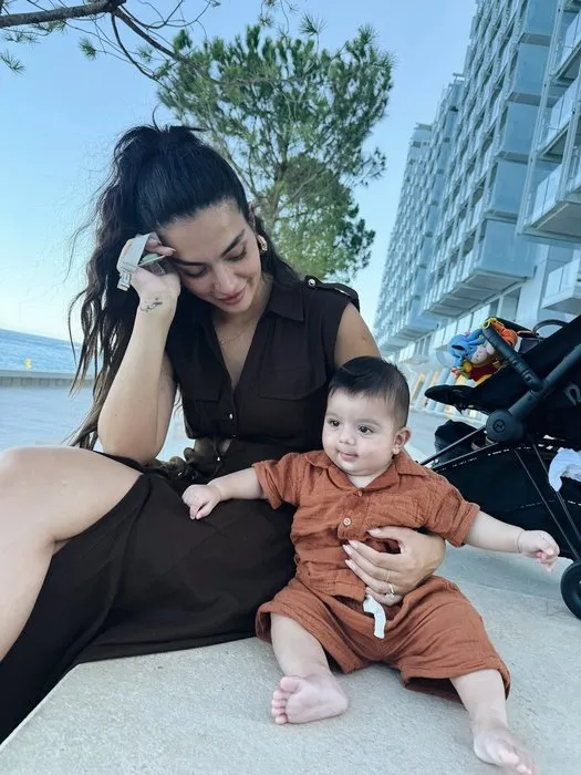 Melisa Aslı Pamuk hamileliğinde kaç kilo aldığını açıkladı! Vermem gereken 8 kilo kaldı...