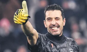 Efsane kaleci Buffon futbola veda etti