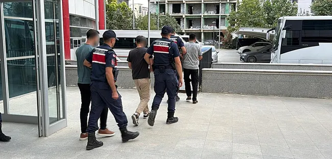 adiyamanda-deas-operasyonunda-5-sahis-tutuklandi-1790865218669.jpeg
