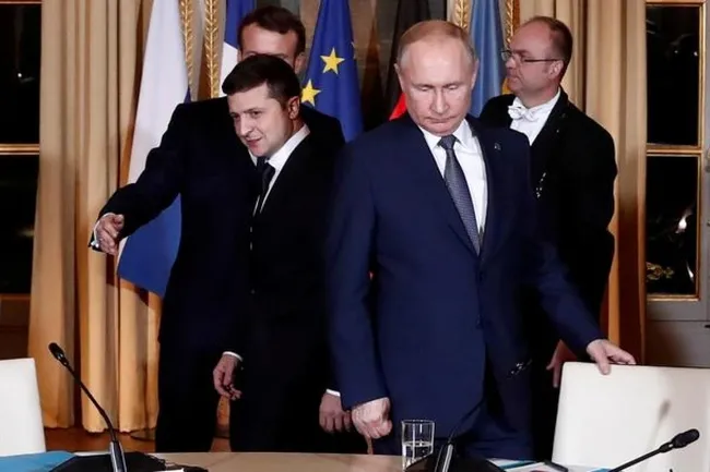 zelenskiy-duyurdu-uclu-bir-toplanti-yapilmasi-konusunda-anlastik-1792781947450.jpg Zelenskiy duyurdu: “Üçlü bir toplantı yapılması konusunda anlaştık”
