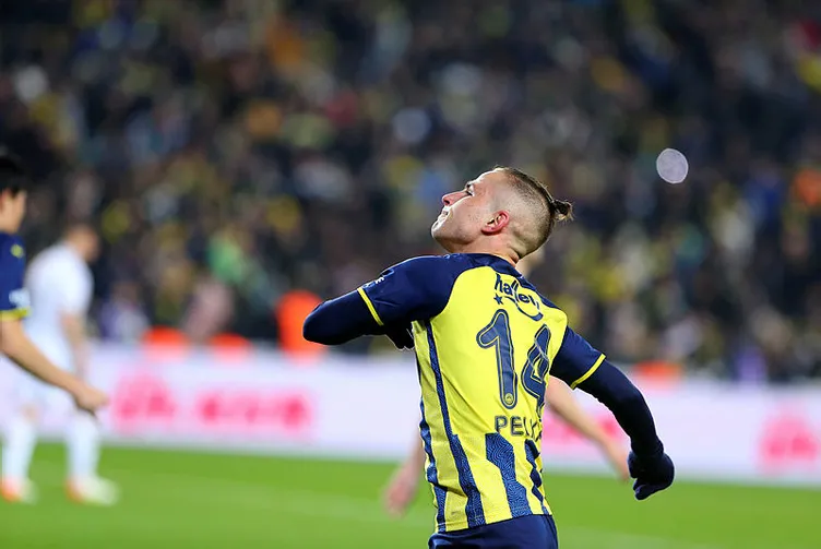Son dakika transfer haberi: Fenerbahçeli yıldıza İtalyan talip! İşte istenen o rakam...