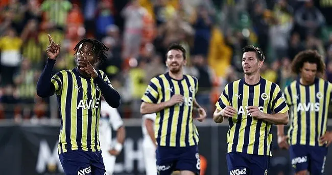 Fenerbahçe Dünya Kupası arasında da hız kesmedi! 4'te 4 yaptılar...