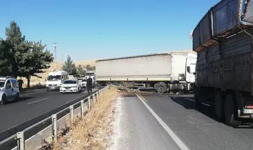 Şanlıurfa'da TIR devrildi #sanliurfa
