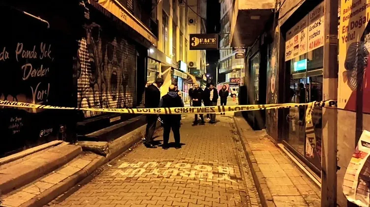 Eğlence mekanı önünde Emrah Akkuş kurşunların hedefi olmuştu: Sanıklara verilen ceza belli oldu!