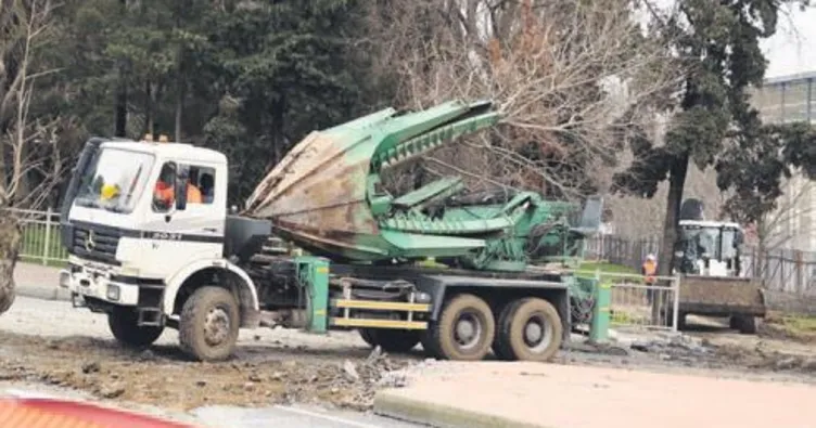 Maçka Parkı’nın ağaçları taşınıyor