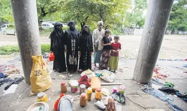 Tüm Arakan bir sırık iki çuval