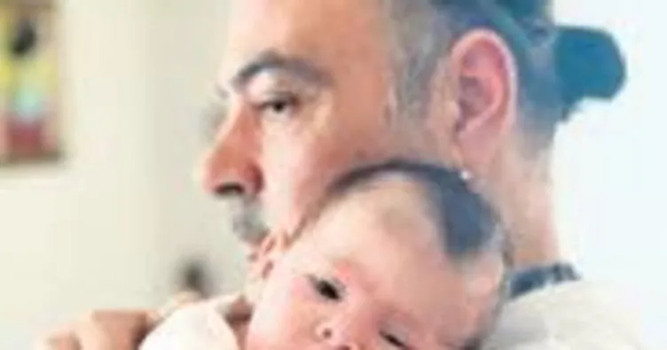 Bebeği uğurlu geldi