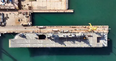 Dosta güven düşmana korku! Türkiye’nin ilk uçak gemisi: TCG havadan böyle görüntülendi