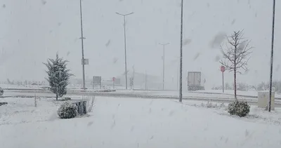 Elazığ’da kar yağışı etkisini artırdı