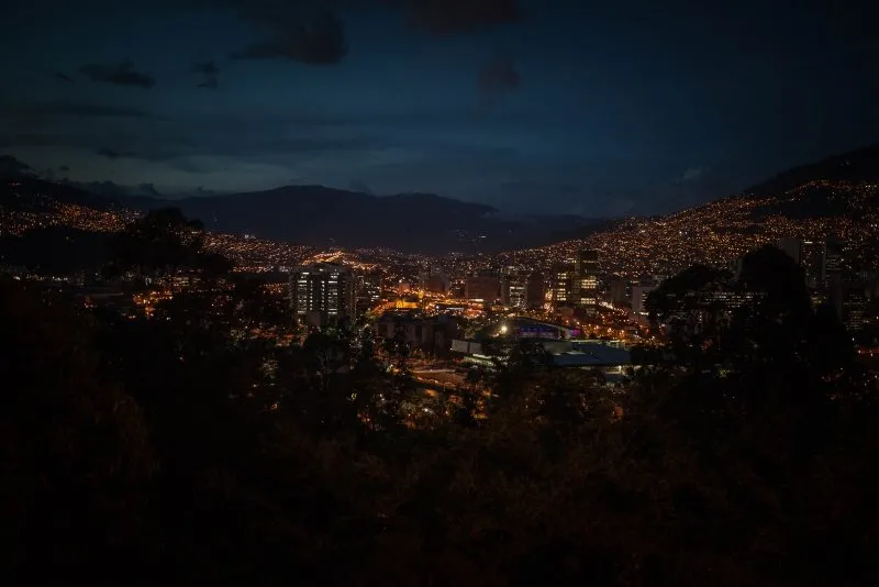 medellin de gunluk yasam ve gun batimi