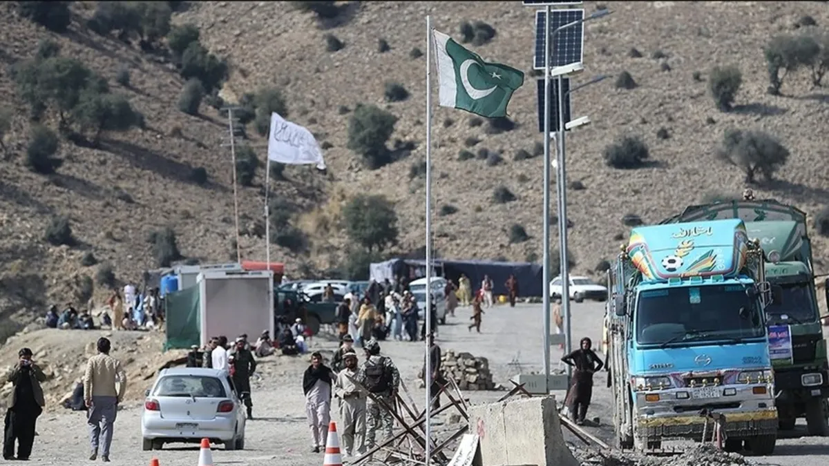 Pakistan’da teröre ağır darbe: 11 militan etkisiz hale getirildi Pakistan’da teröre ağır darbe: 11 militan etkisiz hale getirildi