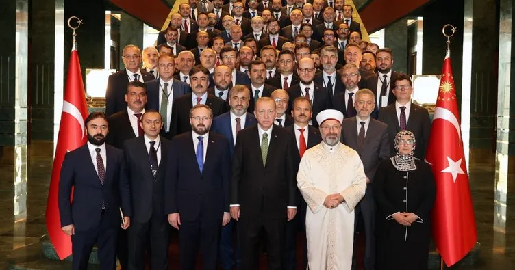 Başkan Erdoğan, Diyanet İşleri Başkanlığı ataşeleri ve müşavirleriyle bir araya geldi