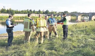 Yıldırım düştü 10 kişi yaralandı