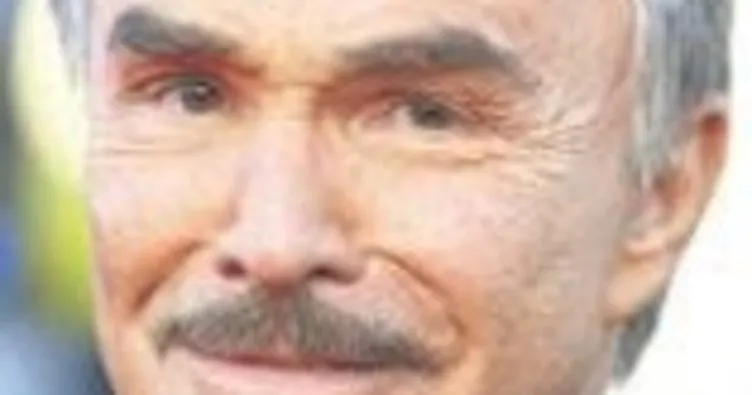 Burt Reynolds hayatını kaybetti