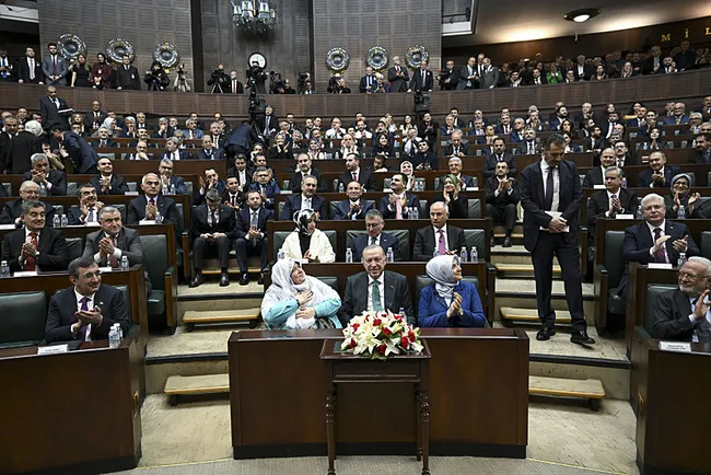 baskan-erdogandan-etiyopya-ziyareti-donusu-onemli-mesajlar-teror-gundemimizden-ebediyen-cikacak-1771409400898.jpeg Başkan Erdoğan'dan Etiyopya ziyareti dönüşü önemli mesajlar!
