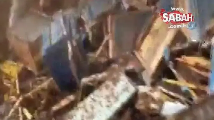Arı kovanı yüklü kamyonun karıştığı kazanın yeni görüntüleri ortaya çıktı