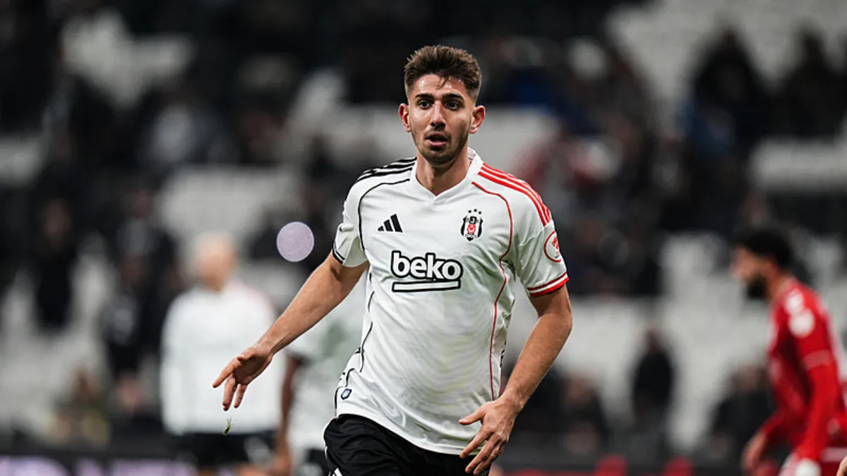 Beşiktaş’ta Demir Ege Tıknaz ayrılığa yakın! Beşiktaş’ta Demir Ege Tıknaz ayrılığa yakın!