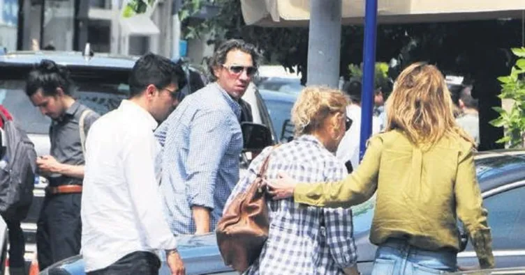 Bak anne bu sevgilim