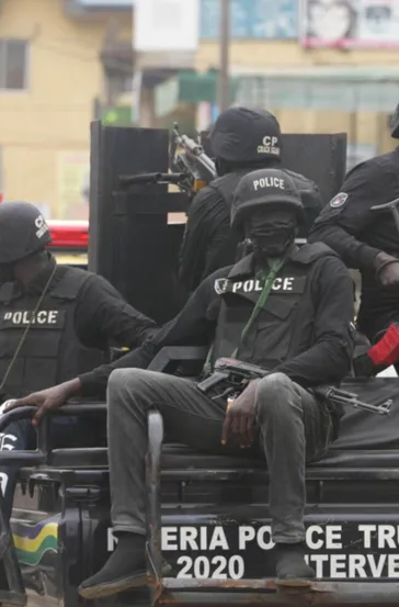 Nijerya’da yola döşenen mayınlar infilak etti