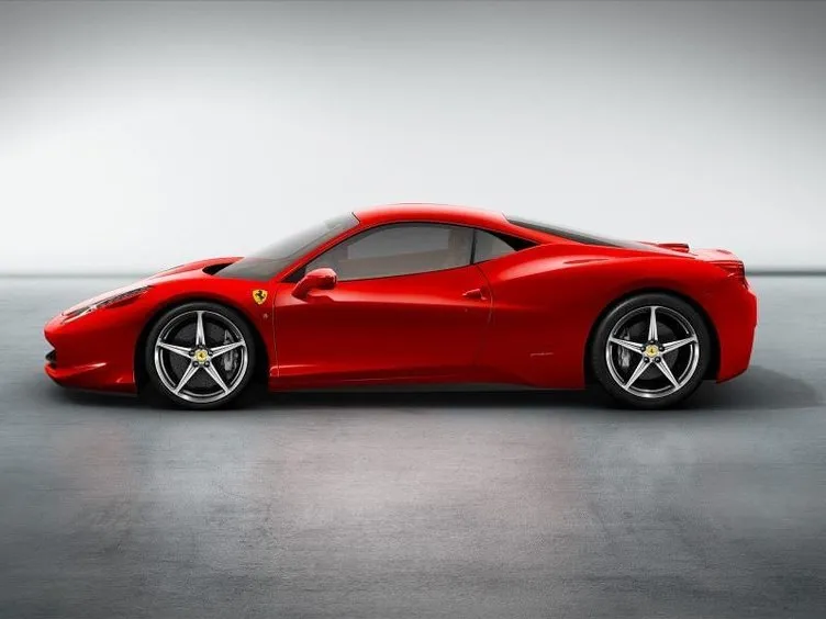 Ferrari’nin yeni kırmızısı: 458 Italia
