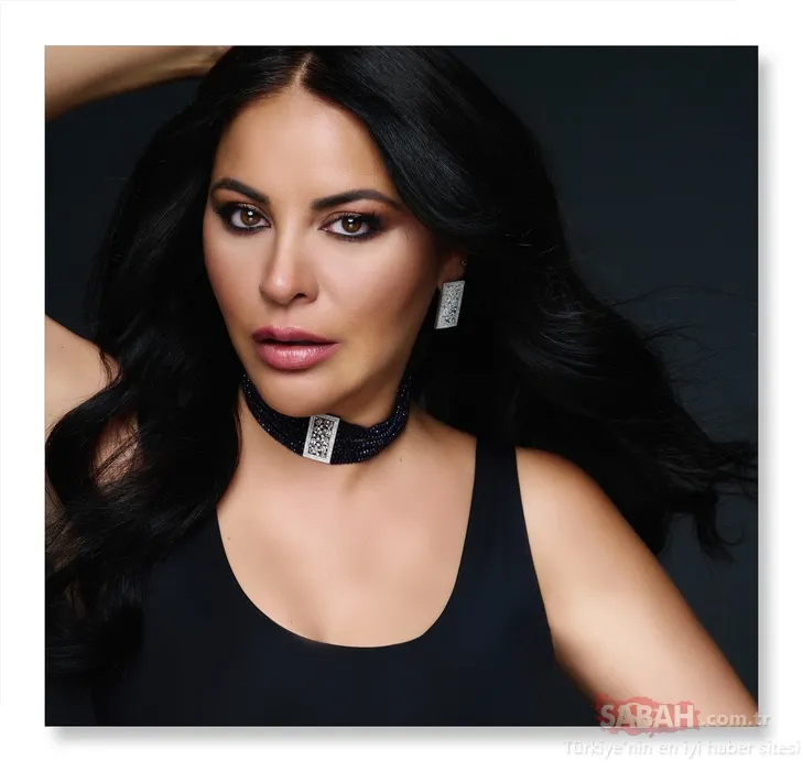 Şarkıcı Zara’nın kızı Dila’ya bakın! Annesinin kopyası