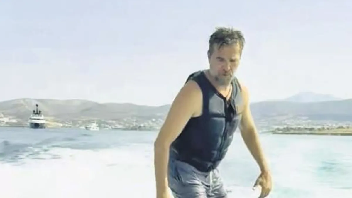 Bodrum’da wakesurf yaptı