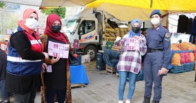 Jandarma pazar yerinde kadınlara broşür dağıttı
