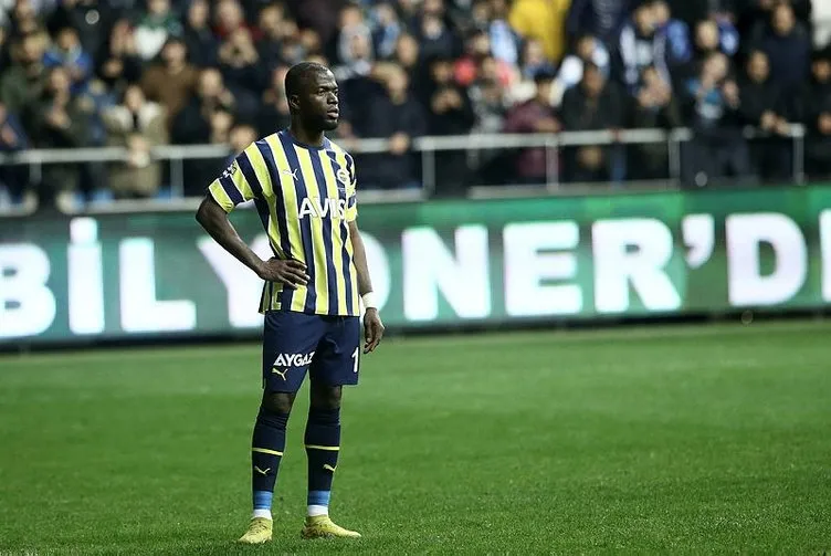Son dakika haberi: Fenerbahçe’nin golcü yıldızına beklenmedik teklif! Kulüp yöneticisi canlı yayında açıkladı...