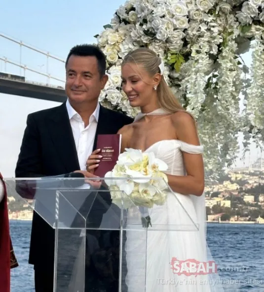 İbrahim Büyükak ve Zuhal Topal’ın eşinin ayakkabıları gündeme oturdu! Ünlülerin kıyafet ve ayakkabı tercihleri alay konusu oldu!