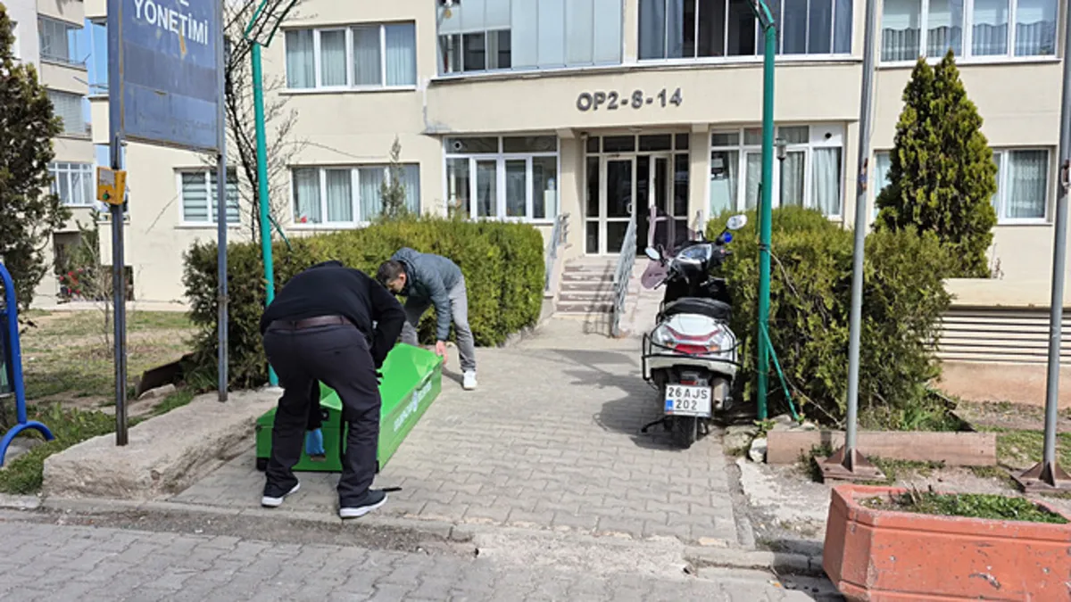 Yaşlı kadın yalnız yaşadığı evde ölü bulundu! Yaşlı kadın yalnız yaşadığı evde ölü bulundu!