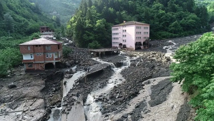 Son dakika: Trabzon Araklı’da sel felaketinde ölü sayısı 8’e yükseldi
