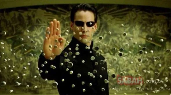 Matrix 4 geliyor! Wachowski Kardeşler efsane için çalışmaya başladı! Keanu Reeves Matrix 4’te...