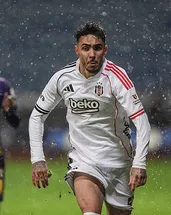 Beşiktaş’a Emirhan Topçu’dan kötü haber!